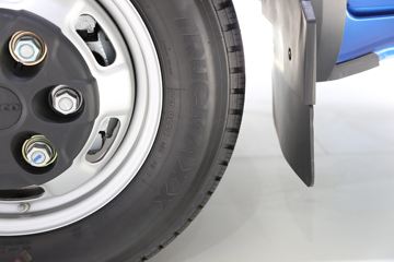 �Ͼ���ά�� DAILY C45-33 145���� 4X2���������Ῠ(NJ1045EFC)ͼƬ