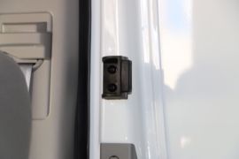 VO8S&nbsp;电动封闭厢货驾驶室图片