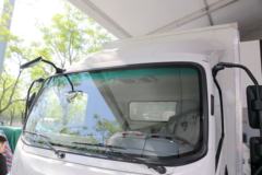 长江SM07 7.37T 4.15米货箱式纯电动物流车78.96kWh