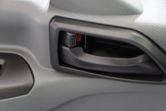 长江SM07 7.37T 4.15米货箱式纯电动物流车78.96kWh