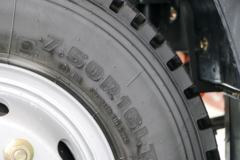 长江SM07 7.37T 4.15米货箱式纯电动物流车78.96kWh