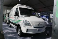 长江SP06 4.5T 5.96米厢式纯电动物流车76.5kWh