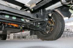 长江SP06 4.5T 5.96米厢式纯电动物流车76.5kWh