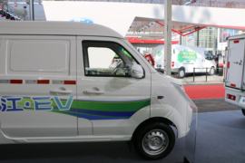 SP04&nbsp;电动封闭厢货外观图片