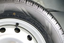 SP04&nbsp;电动封闭厢货底盘图片