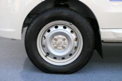 长江SP04 2.5T 4.5米厢式纯电动物流车49kWh