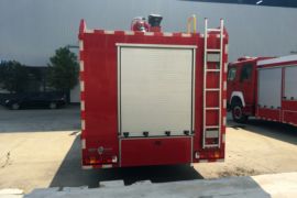 重汽斯太尔底盘&nbsp;消防车外观图片