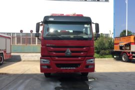 重汽斯太尔底盘&nbsp;消防车外观图片