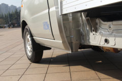福田 祥菱V1 1.5L 112马力 汽油/CNG 3.05米单排栏板微卡(BJ1036V4JL6-T5)
