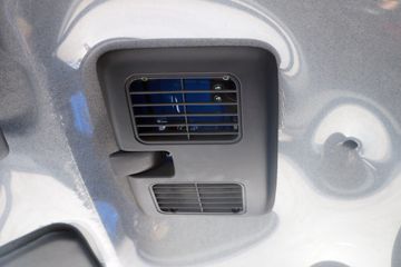 Ծ�� ����X100 ������ 110���� 4X2 3.7����ж��(SH3082VEDBNW)ͼƬ