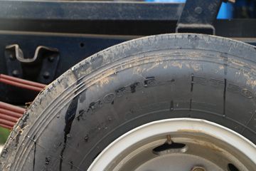 Ծ�� ����X100 ������ 110���� 4X2 3.7����ж��(SH3082VEDBNW)ͼƬ