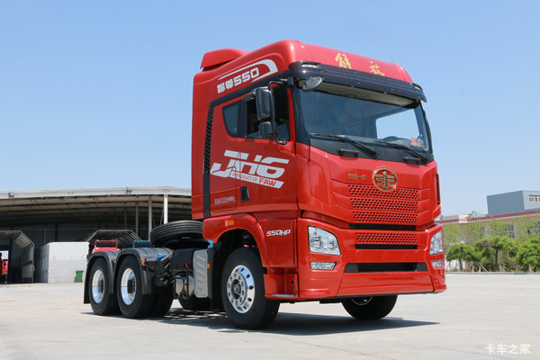 解放JH6牵引车火热促销中 让利高达0.5万