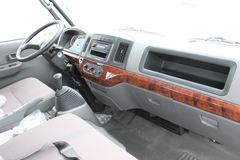 江铃凯锐 116马力 4.1米单排栏板轻卡(宽体豪华)