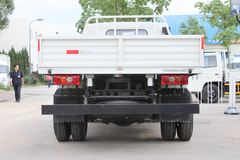 江铃凯锐 116马力 4.1米单排栏板轻卡(宽体豪华)