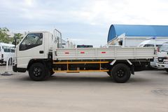 江铃凯锐 116马力 4.1米单排栏板轻卡(宽体豪华)