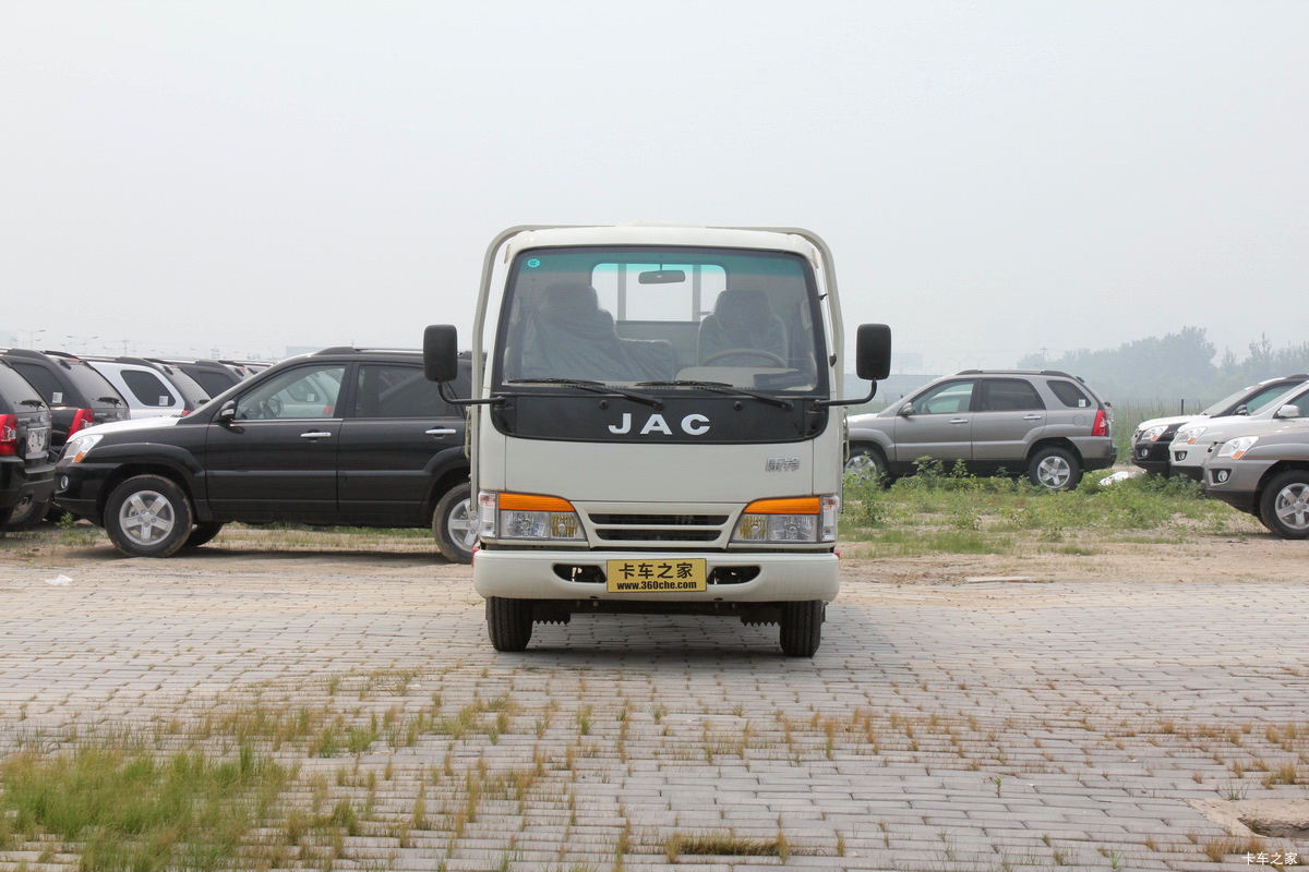 江淮 康铃26窄体 68马力 2.3米双排栏板轻卡