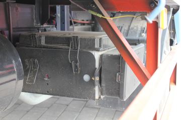 �ൺ��� ������ 160���� 4X2 6.2�������ػ���(CA1128PK2L2EA80)ͼƬ