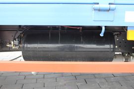 赛麒麟&nbsp;载货车底盘                                                图片