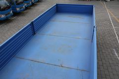 青岛解放 赛麒麟 160马力 4X2 6.2米栏板载货车(CA1128PK2L2EA80) 青岛解放 赛麒麟 160马力 4X2 6.2米栏板载货车(CA1128PK2L2EA80)