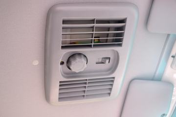 ���� ˧��H330 152���� 4X2 4.12�׵�����ʽ�Ῠ(HFC5043XXYP71K3C2V)ͼƬ