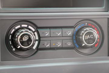 ���� ˧��H330 152���� 4X2 4.12�׵�����ʽ�Ῠ(HFC5043XXYP71K3C2V)ͼƬ