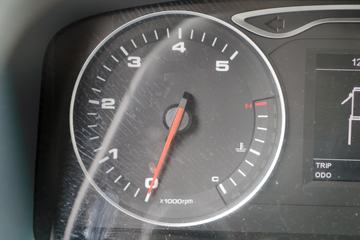 ���� ˧��H330 152���� 4X2 4.12�׵�����ʽ�Ῠ(HFC5043XXYP71K3C2V)ͼƬ