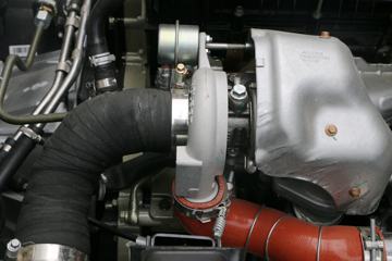 ���� ˧��H330 152���� 4X2 4.12�׵�����ʽ�Ῠ(HFC5043XXYP71K3C2V)ͼƬ