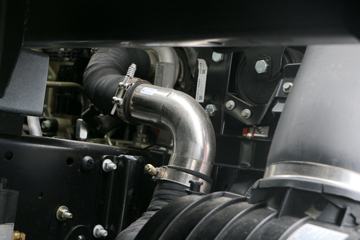 ���� ˧��H330 152���� 4X2 4.12�׵�����ʽ�Ῠ(HFC5043XXYP71K3C2V)ͼƬ