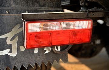 ���� ����T20 150���� 4X2 4.2����ж��(EQ3041L8GDAAC)ͼƬ