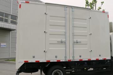 ���� ˧��H330 152���� 4X2 4.12�׵�����ʽ�Ῠ(HFC5043XXYP71K3C2V)ͼƬ