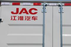 江淮 骏铃V6 152马力 4.12米单排厢式轻卡(HFC5043XXYP71K3C2V)