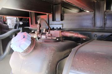 ���� ����V9L 170���� 4X2 6.8���Ű��դʽ�ػ���(HFC5181CCYP51K1E1V)ͼƬ