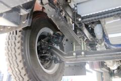 江淮 骏铃V9L 170马力 4X2 6.8米排半仓栅式载货车(HFC5181CCYP51K1E1V)