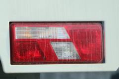 江铃 凯锐800 154马力 4.08米单排厢式载货车(JX5047XXYXGF2)