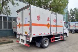 福田欧马可底盘&nbsp;爆破器材运输车外观图片