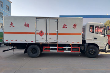 ����ר�� 210���� 4X2 6.1���̻�����ר�����䳵(��������)ͼƬ