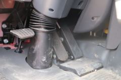 江淮 格尔发K3L中卡 160马力 4X2 6.8米栏板载货车(HFC1161P3K1A50S2V)