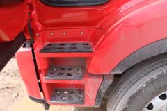 江淮 格尔发K5W重卡 320马力 8X4 9.6米仓栅式载货车(HFC5321CCYP1K4H45S1V)