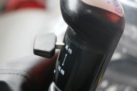 格尔发K6&nbsp;载货车驾驶室                                               图片