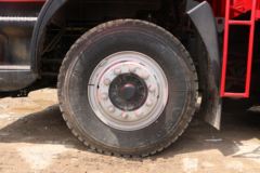 江淮 格尔发K3X重卡 240马力 6X2 9.5米仓栅式载货车(HFC5251CCYP2K3D54S1V)