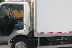 明君汽车 华凯 4.5T 4.2米单排纯电动厢式轻卡(MJC5040XXYBEV1)82.43kWh