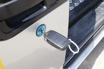 ���� ����EV 2.1T 4.43�״��綯��ʽ������ͼƬ