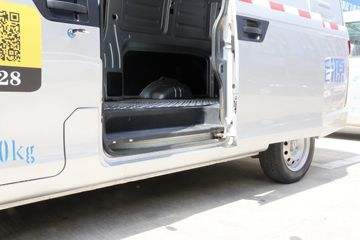 ���� ����EV 2.1T 4.43�״��綯��ʽ������ͼƬ