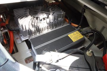 ���� ����EV 2.1T 4.43�״��綯��ʽ������ͼƬ