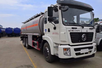 东风华神 210马力 6X4 运油车(程力威牌)(CLW5251GYYT5)