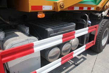 �й����� ˹̫��D7B�ؿ� 340���� 6X4 5.6����ж��(ZZ5253ZLJN3841E1NB)ͼƬ