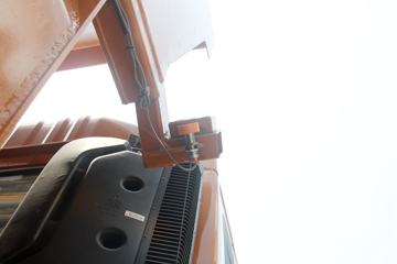 �й����� ˹̫��D7B�ؿ� 340���� 6X4 5.6����ж��(ZZ5253ZLJN3841E1NB)ͼƬ