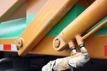 �й����� ˹̫��D7B�ؿ� 340���� 6X4 5.6����ж��(ZZ5253ZLJN3841E1NB)ͼƬ