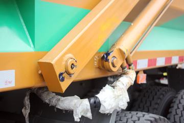 �й����� ˹̫��D7B�ؿ� 340���� 6X4 5.6����ж��(ZZ5253ZLJN3841E1NB)ͼƬ