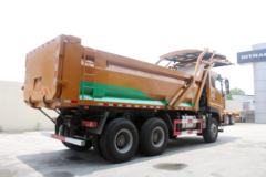 中国重汽 斯太尔D7B重卡 340马力 6X4 5.6米自卸车(ZZ5253ZLJN3841E1NB)